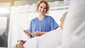 Eine Krankenschwester 